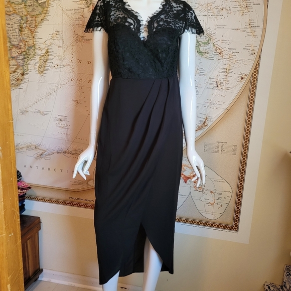 Petal + Pup black midi dress lace bodice cap sleeves tulip hem ruched waist 6 - Picture 1 of 12